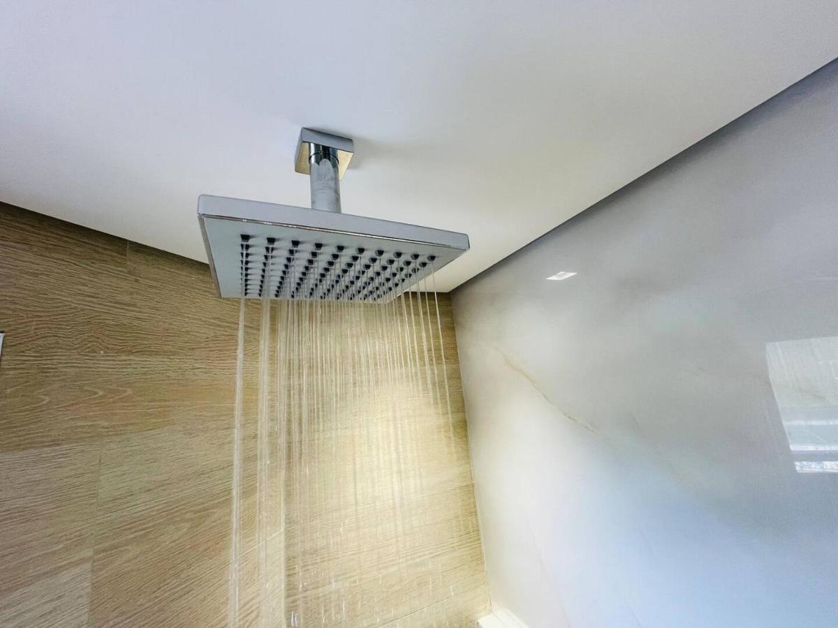 Flat Luxuoso Alto Padrao Frente Mar Com 2 Suites No Iate Plaza Fortaleza  Zewnętrze zdjęcie